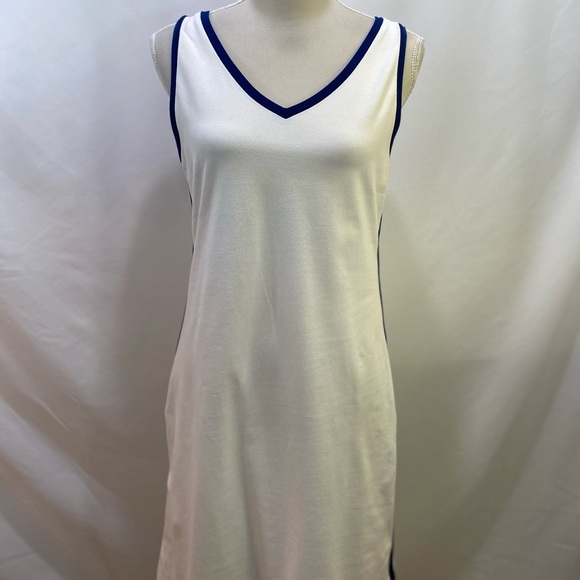Bloomingdale’s Sutton Studio White V Neck Tennis Dress Blue - Picture 2 of 7